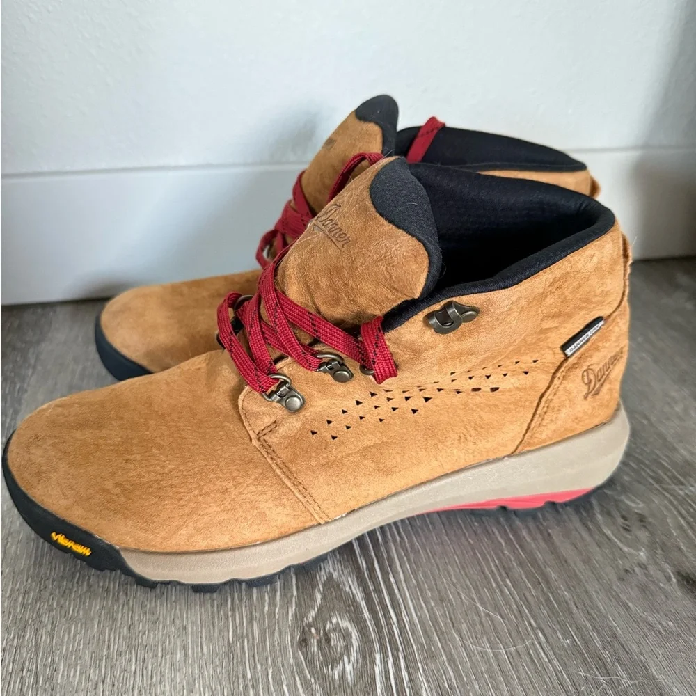 danner suede hiking boots